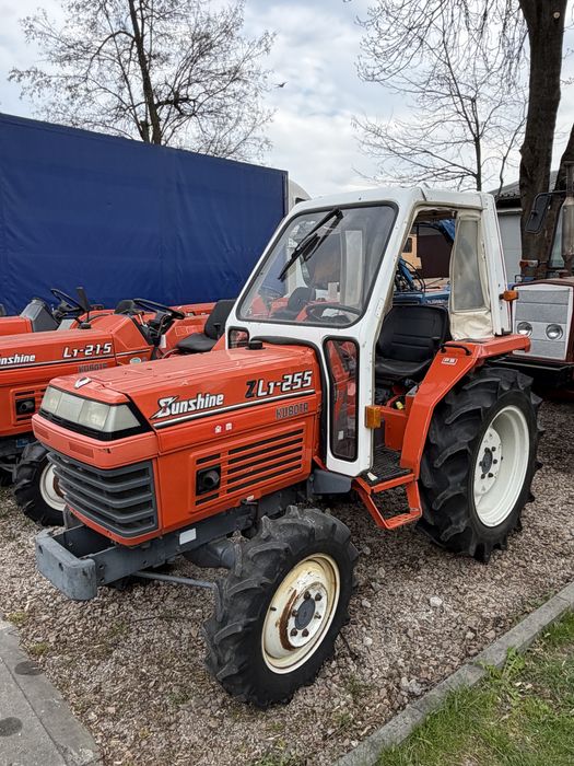Traktorek kubota L1-255 25 km 4x4 bardzo ladny w oryginale zadbany kabina daszek wspomaganie rewers wom 11.2-24
