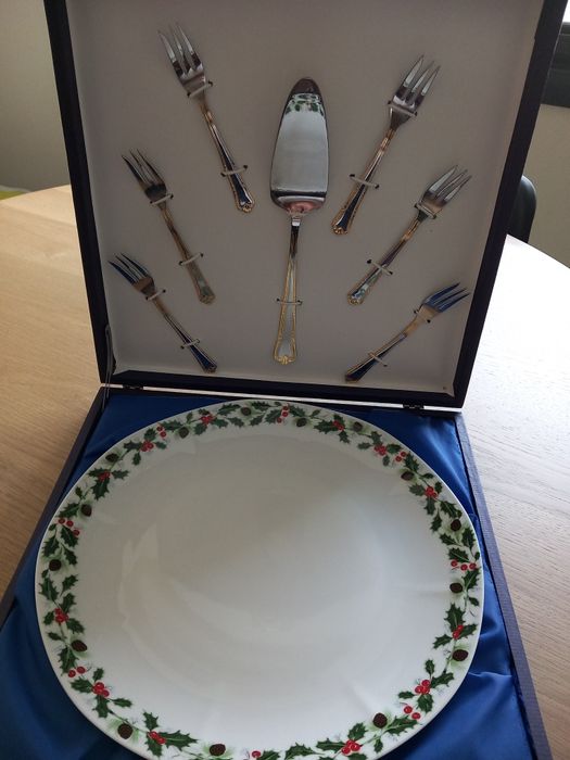 Holly porcelain plate423439125060014081