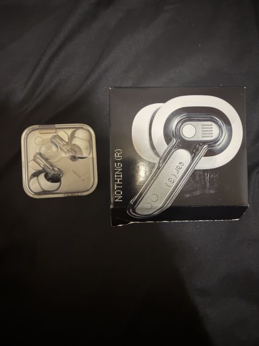 Nothing auric tw ear (3)