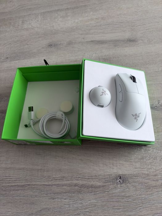 Razer deathadder v4 pro wireless