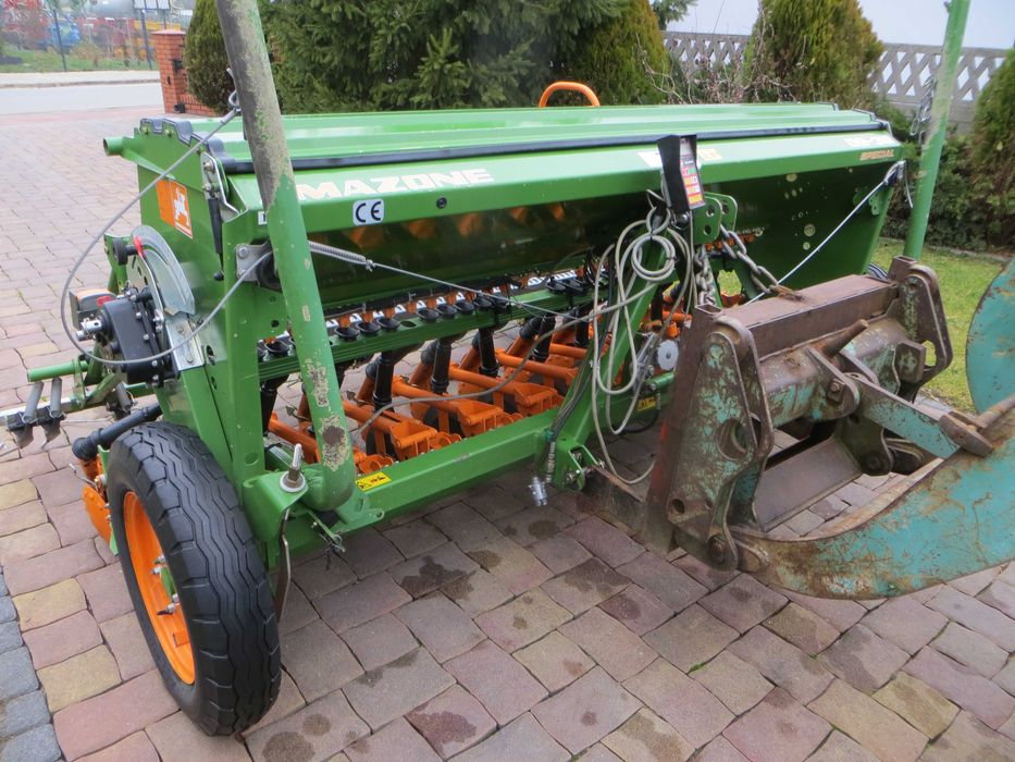 Siewnik Amazone D9-30 Special talerzowy , amalog