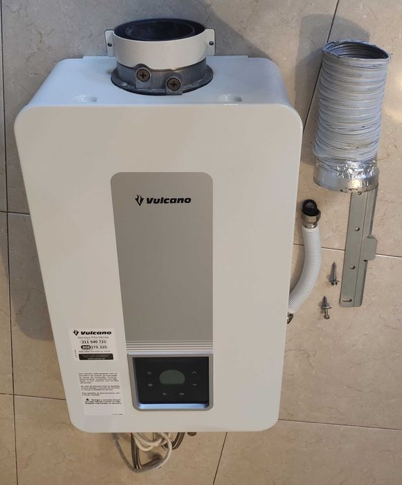 Esquentador Vulcano 12L/min Estanque e Ventilado Classe Energ. A