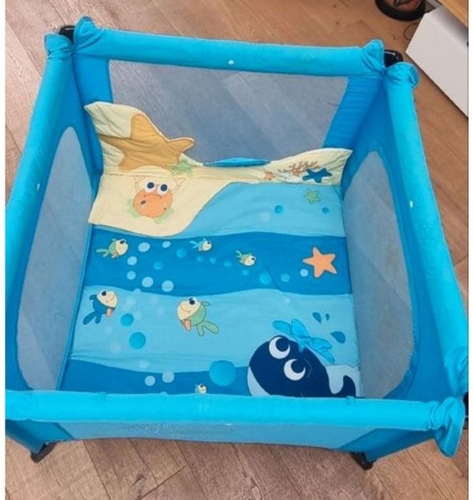 Cama de viagem  chicco nova