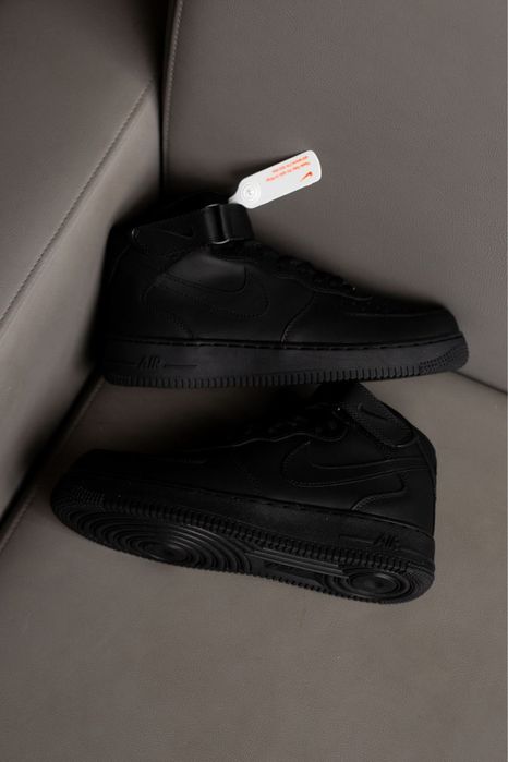 Кросівки Nike Air Force 1 Mid Black | Чорні Шкіра
