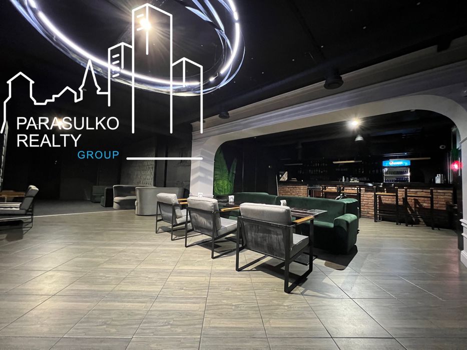 Шикарне приміщення вільного призначення в центрі міста!