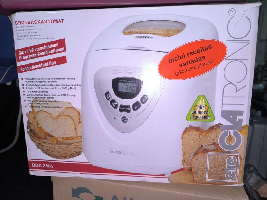 Máquina de fazer pão Clatronic
