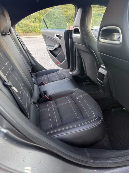 Mercedes-Benz CLA180d
