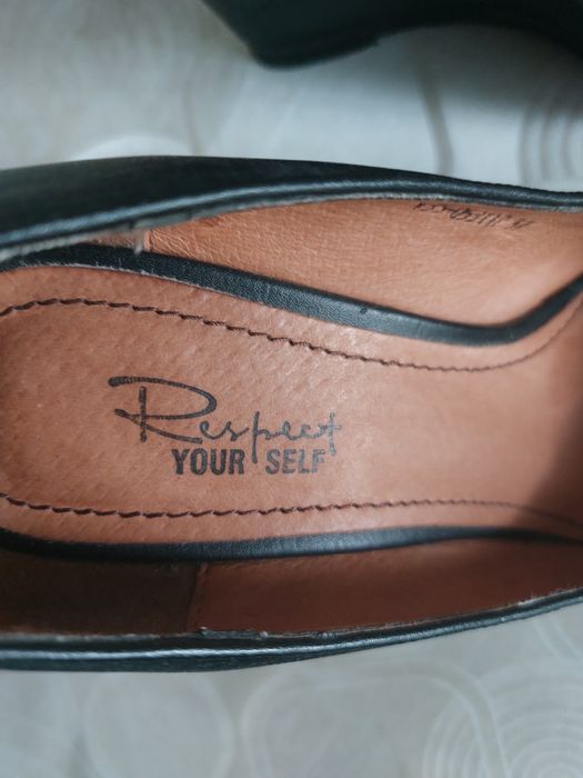 Туфлі шкіряні 37р.