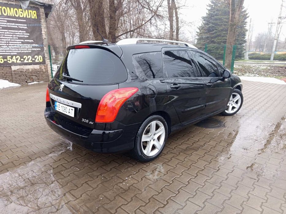 Продам  Peugeot 308 SW