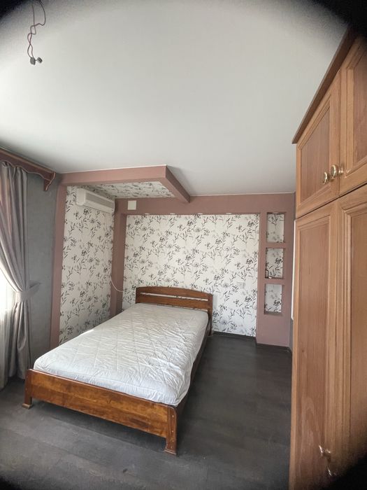 Продаю 1к/к в  заводському районі 2КП