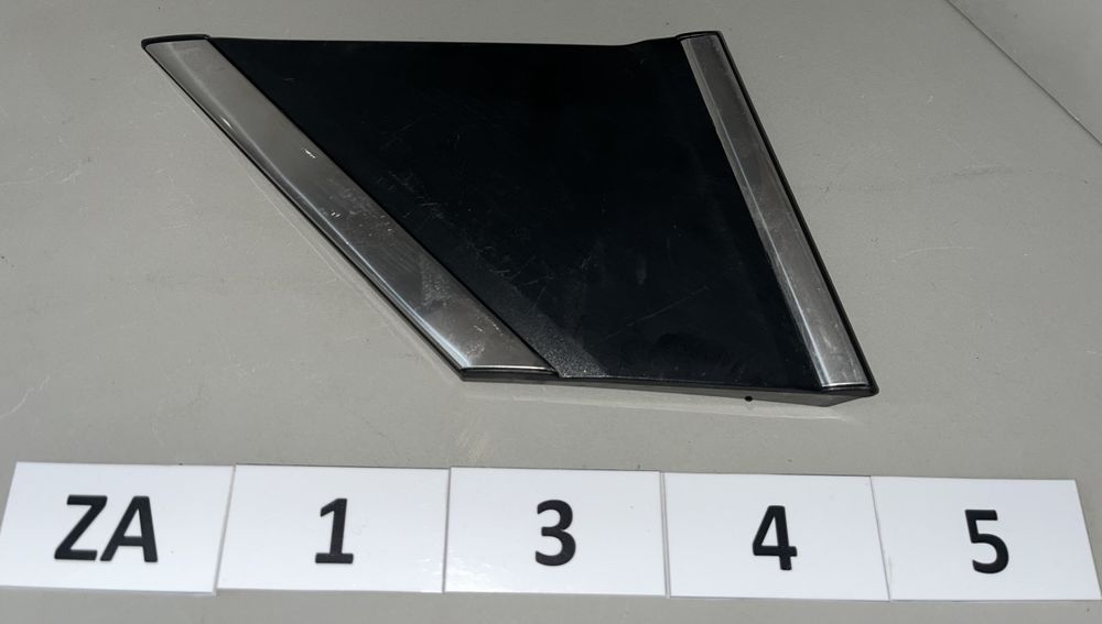 Mitsubishi Eclipse Cross 18- Заглушка дзеркала перед LH ZA1345 7407A485