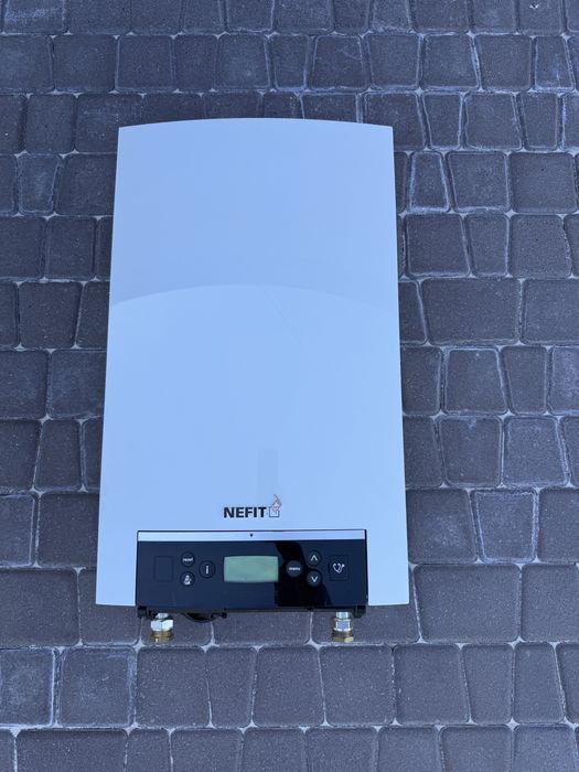 Nefit Bosch ProLine 24kw Конденсаційний 2контурний газовий котел