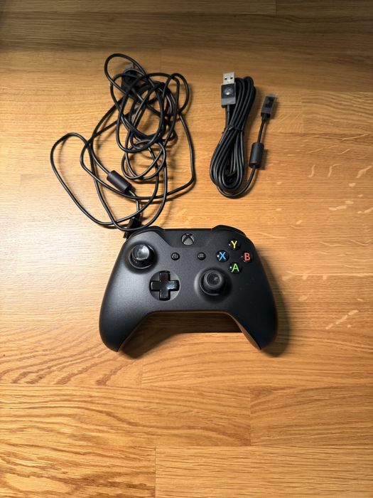 Геймпад Microsoft Xbox One + Windows