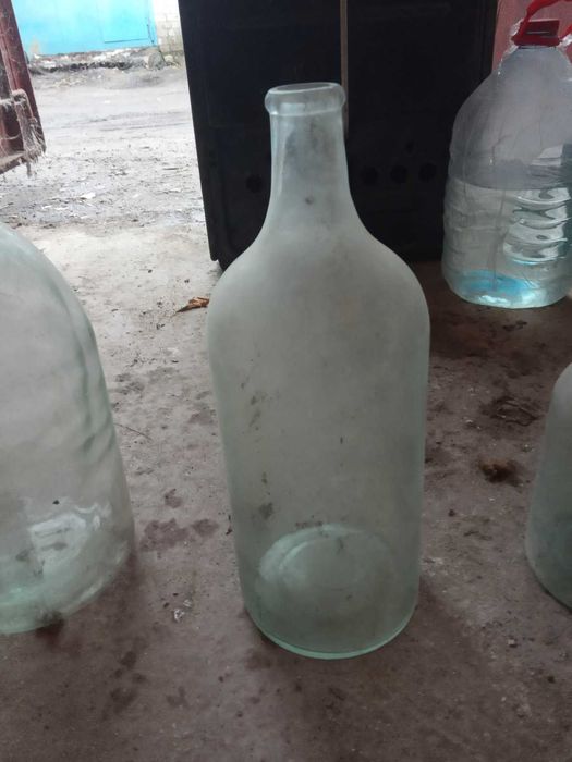 Продам бутли 5л., 4л., 2л.