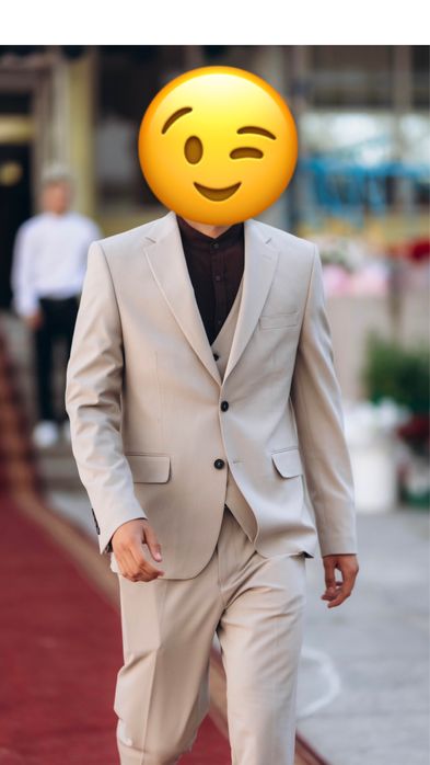 Продам чоловічий костюм трійка