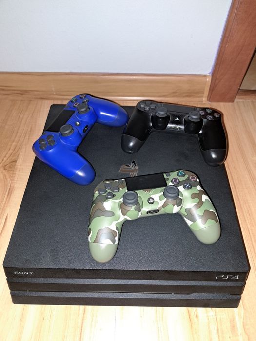 Konsola PlayStation 4 Pro