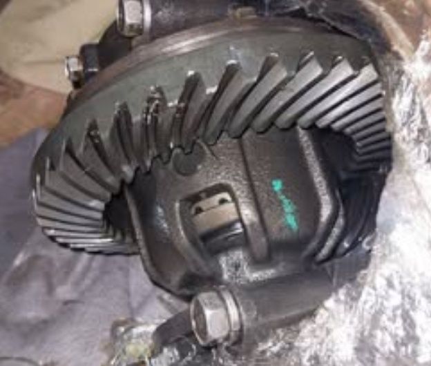 Tylna główka mostu vitara 4.625 37/8