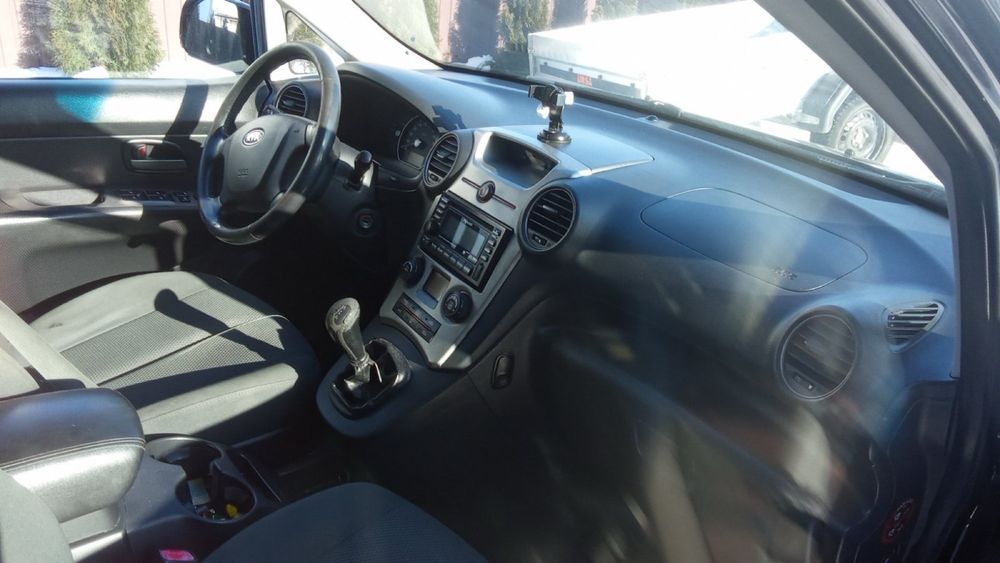 Kia carens 2.0 бензин