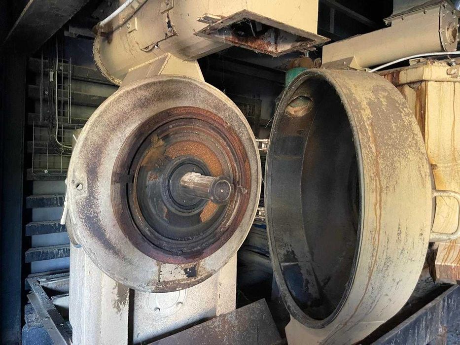 Виробничо-складський комплекс (деревообробний) в 40 км від Києва