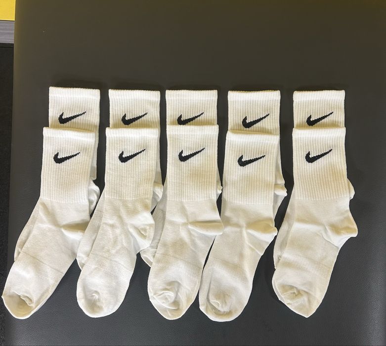 Skarpetki Nike białe – 5 par – rozmiar 44 – nowe