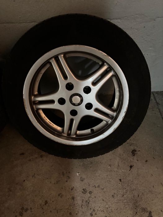 Jantes 15 com furacao 5x120