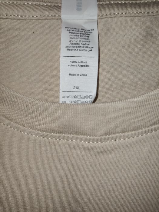 Podkoszulek z nadrukiem kapibary