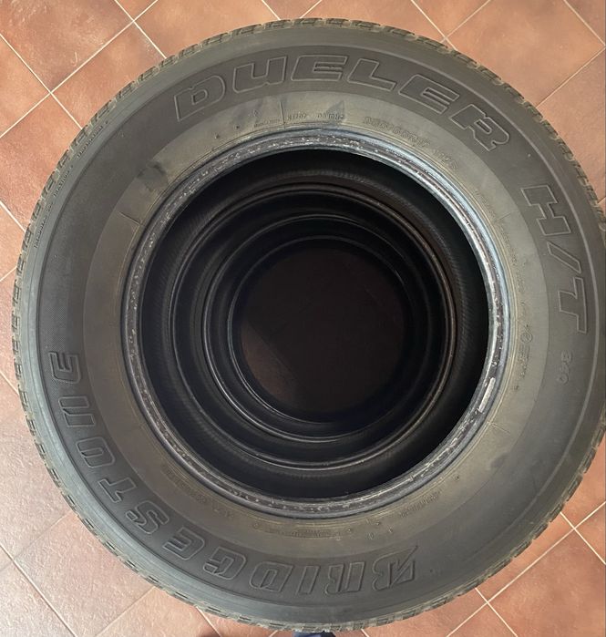 Шіни Dueler 265/65R17