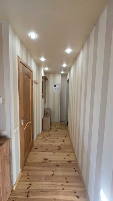 У продажу 2-кімнатна квартира-студія