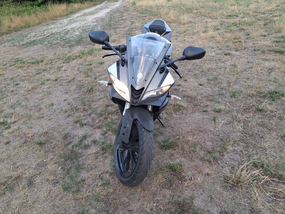 Yamaha YZF R125 kat,B