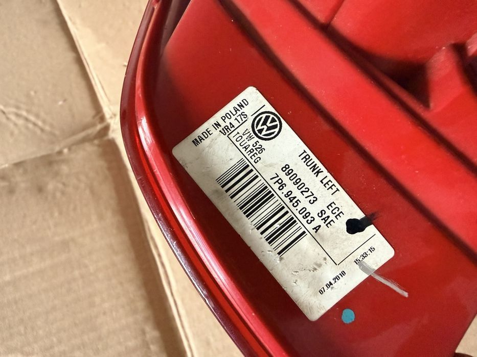 Lampa tylna lewa Volkswagen Touareg II 7P5 7P6 numer 7P6945093A