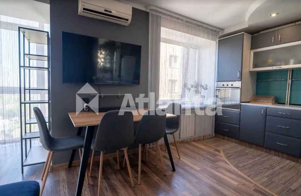 продаж 3 к квартира центр АГВ Цегла ГАРАЖ Держпрограми