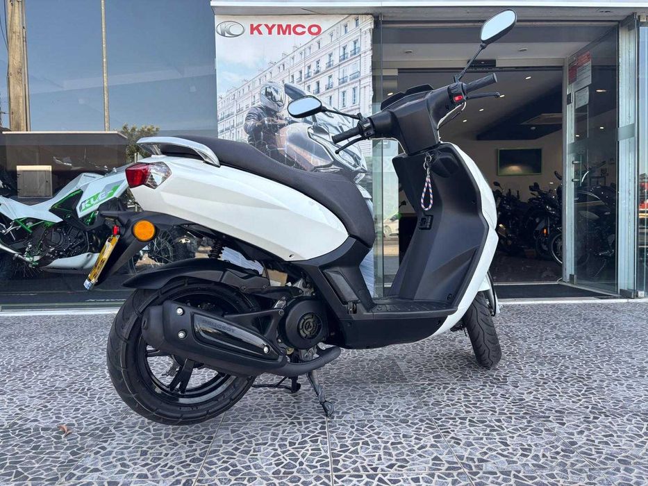 PEUGEOT KISBEE 2T | LICENÇA AM | GARANTIA | FINANCIAMENTO