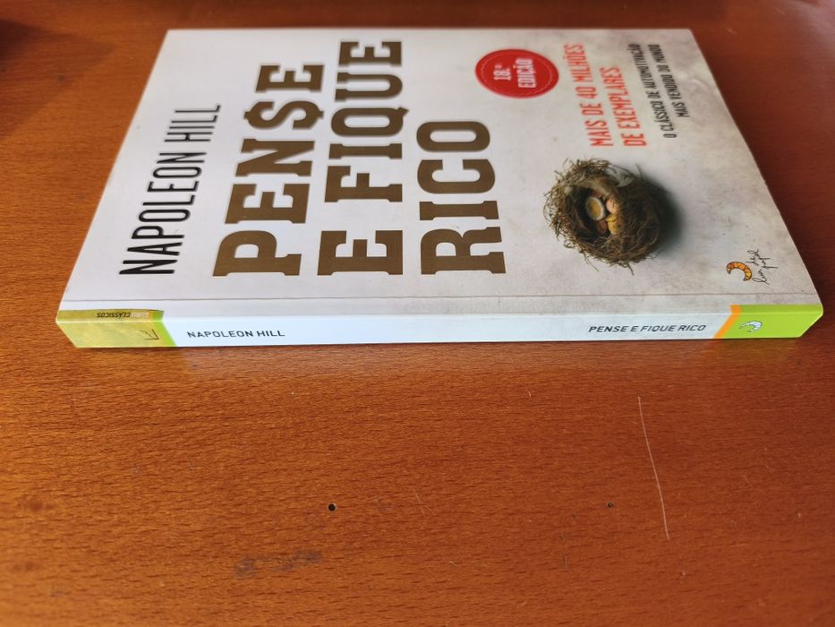 Livro "Pense e fique rico"