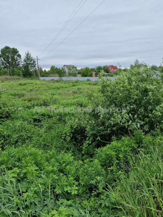 Без %. Продаж ділянки село Погреби, під забудову.