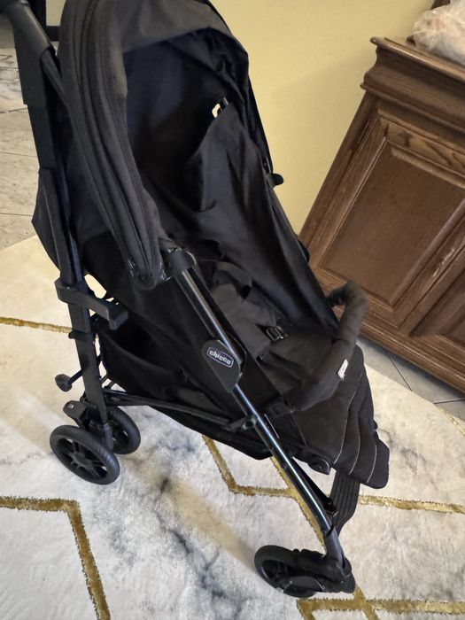 Carrinho chicco preto