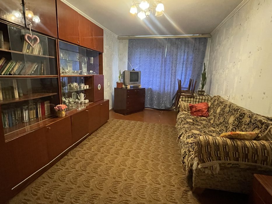 Трикімнатна квартира ПЗР,