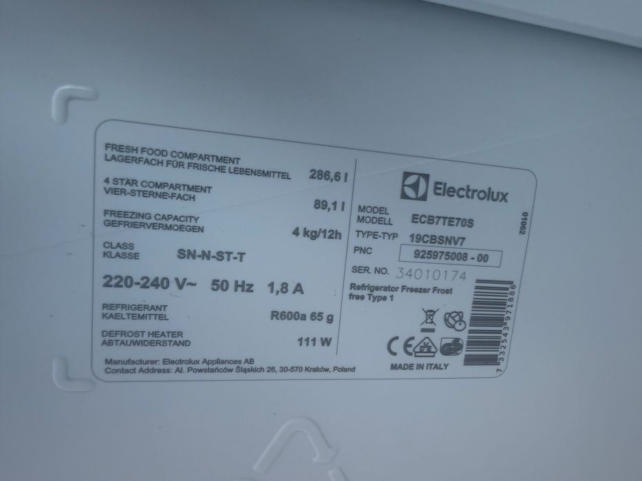 Холодильник Electrolux ECB7TE70S