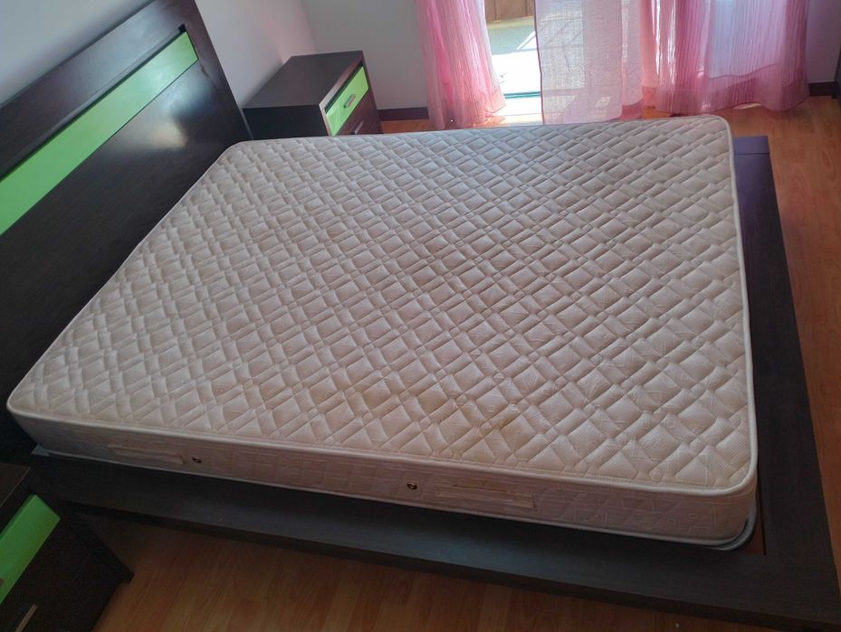 mobília de quarto + colchão