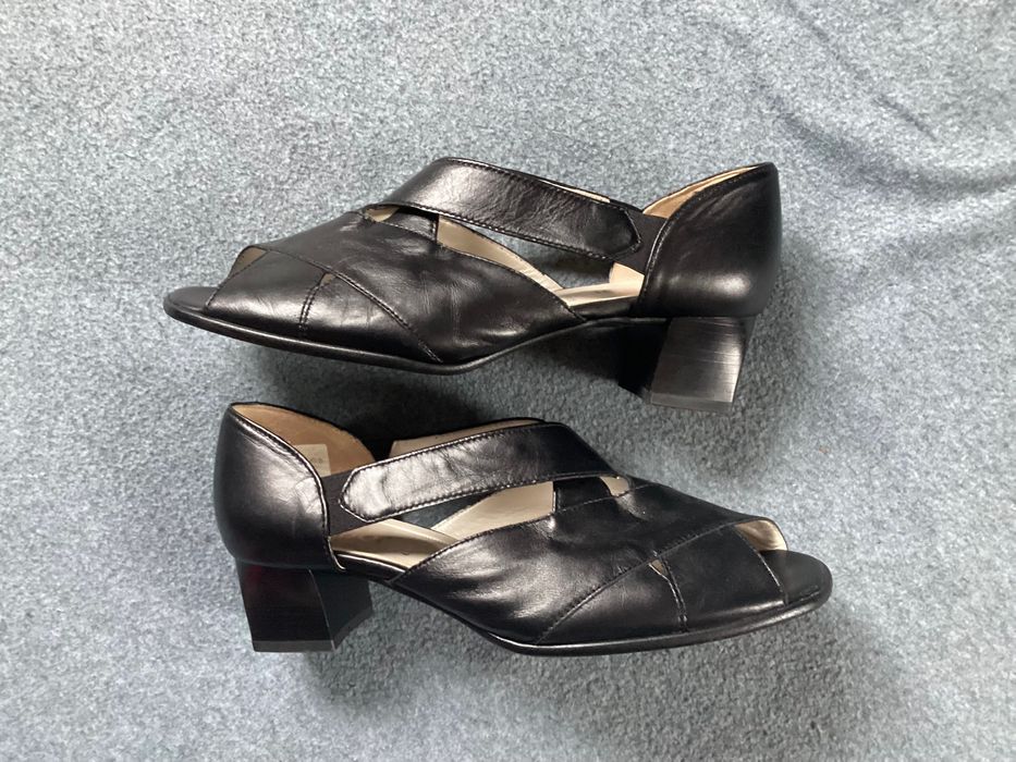 Туфли кожаные женские. размер 38