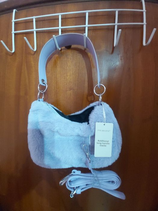 Mala com pêlo da primark nova com etiqueta