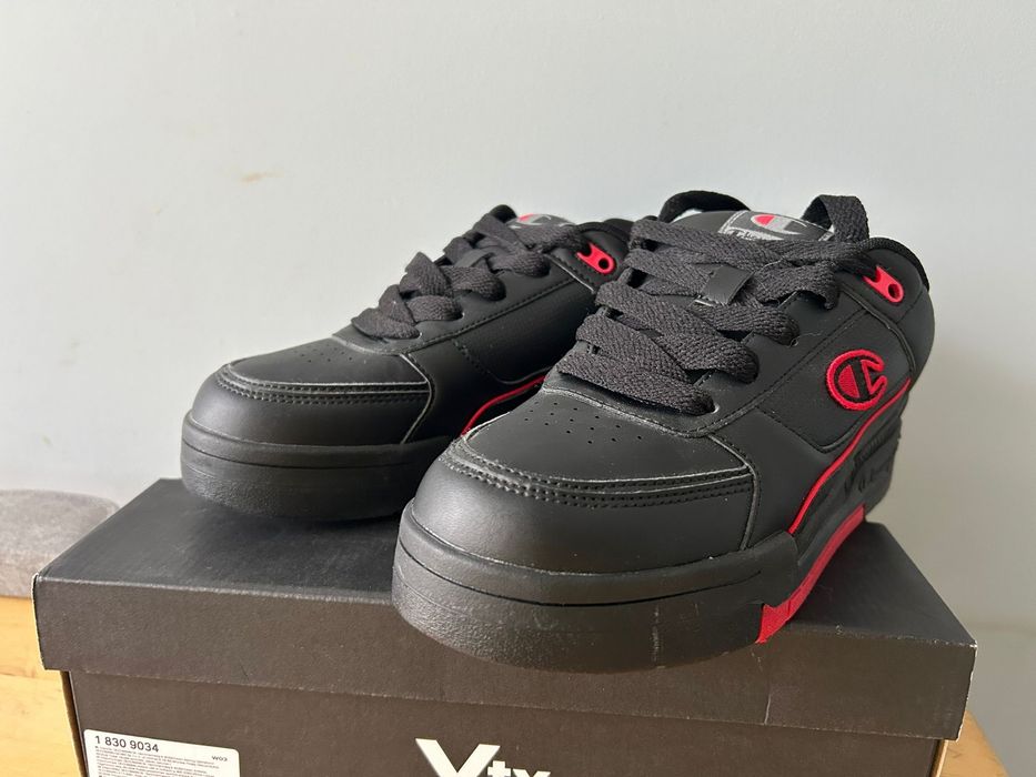 Buty Champion czarno-czerwone – nowe sportowe sneakersy
