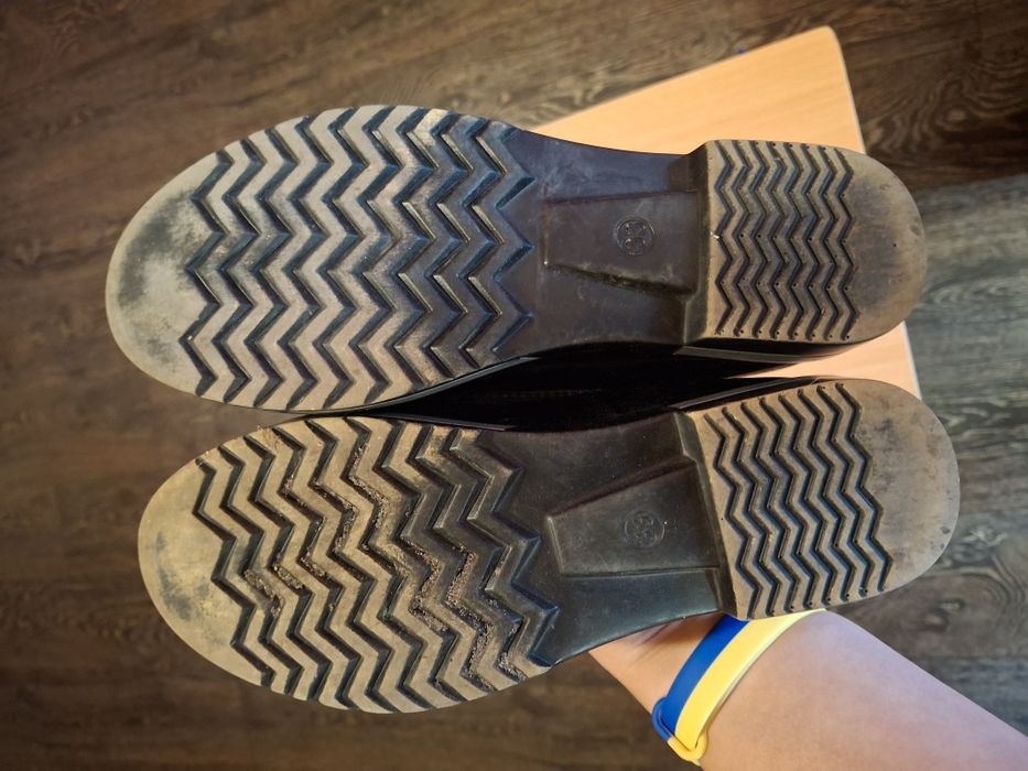 Туфлі на дівчинку