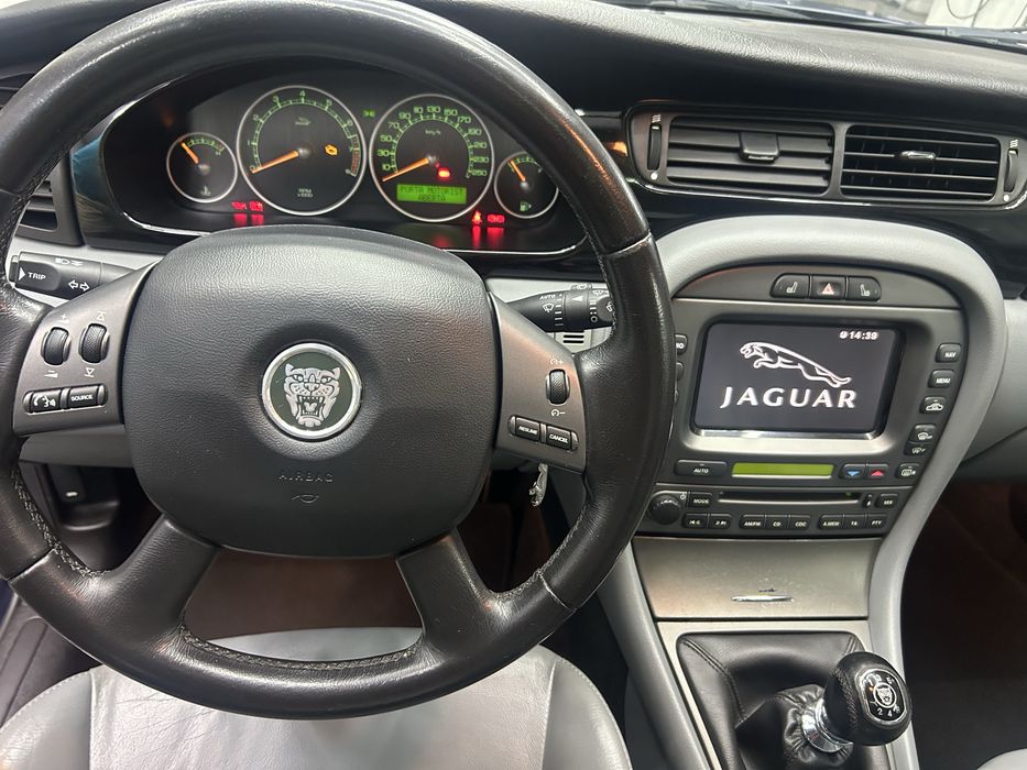 Jaguar x type full extras