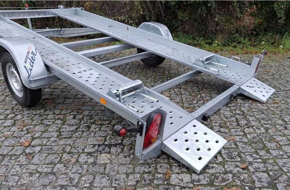 Atrelados / Reboques Porta Carros 1300kg a 2700kg NOVOS