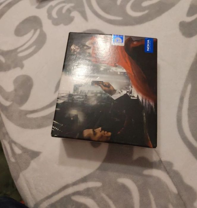 Nokia 7610  com caixa e acessórios