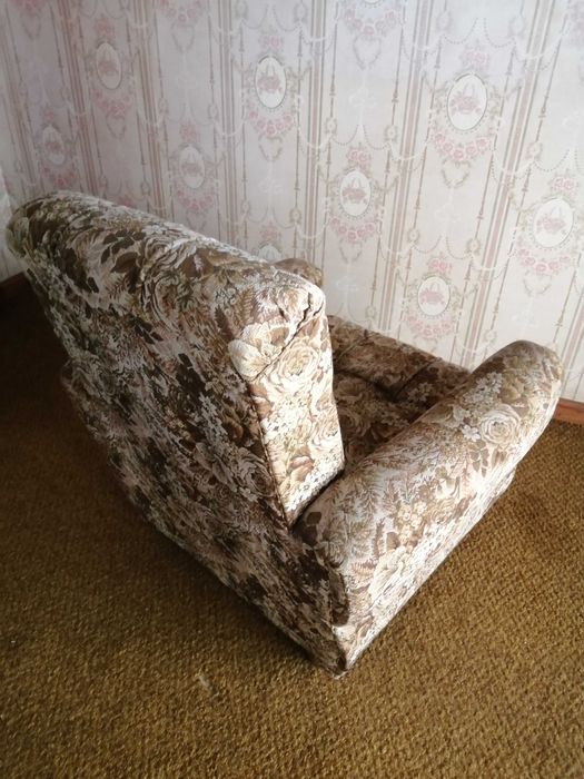 Sofá em tecido estampado