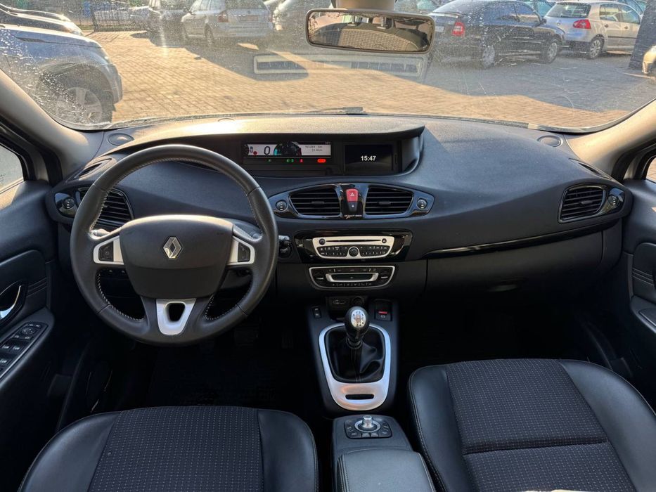 Продам Renault Scenic 2011г. 1.6 дизель, свежепригнан. Обмен, Лизинг