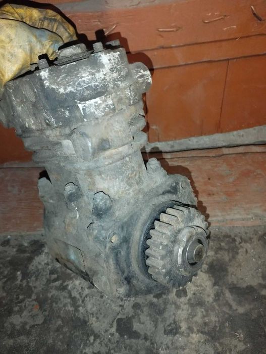 Автомобільний компрессор, компресор автомобіля ЗІЛ