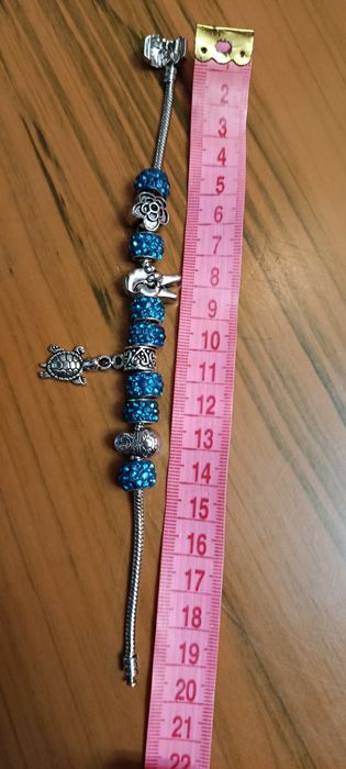 Браслет в стилі Пандора.