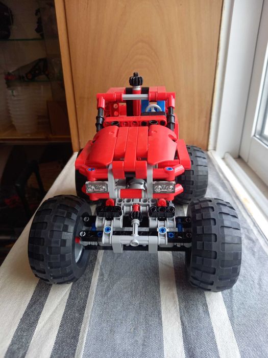 LEGO Technic 42005 Monster Truck